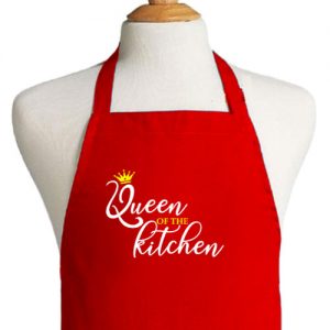 סינר אדום עם הדפסה דיגיטלית queen of the kitchen